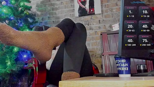 MrsVenus online show from 6, 1, 2025