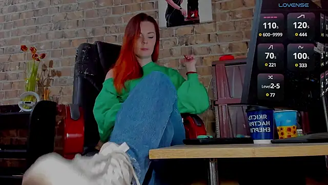 MrsVenus online show from 17, 3, 2025