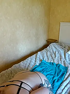 SwedishJennifer online show from 3, 10, 2025