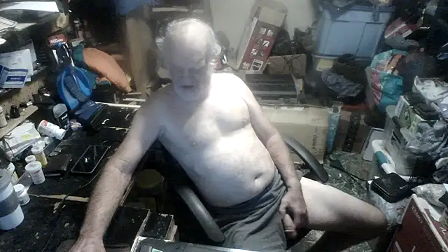 Snapshot of russtee chatting on 26, 9, 2025 russtee online show from 26, 9, 2025