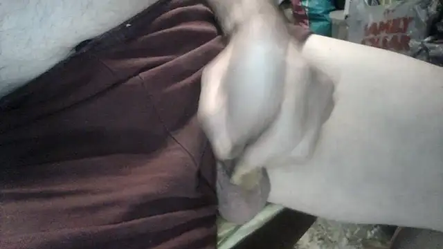 Snapshot of russtee chatting on 8, 11, 2025 russtee online show from 8, 11, 2025