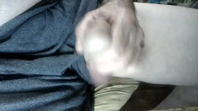 Snapshot of russtee chatting on 30, 11, 2025 russtee online show from 30, 11, 2025