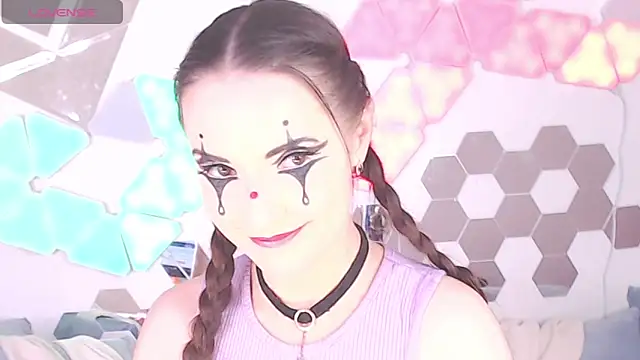 LexiKiss online show from 10, 1, 2025