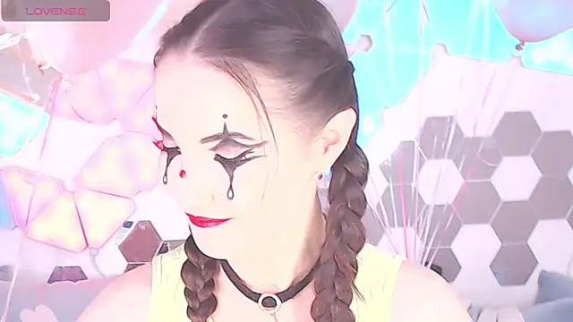 LexiKiss online show from 11, 1, 2025