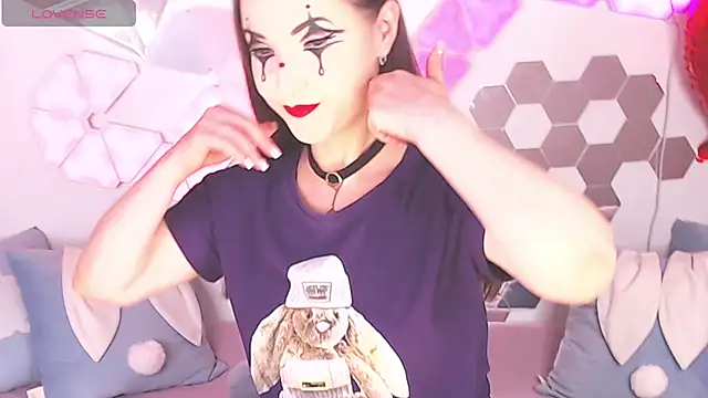 LexiKiss online show from 7, 3, 2025