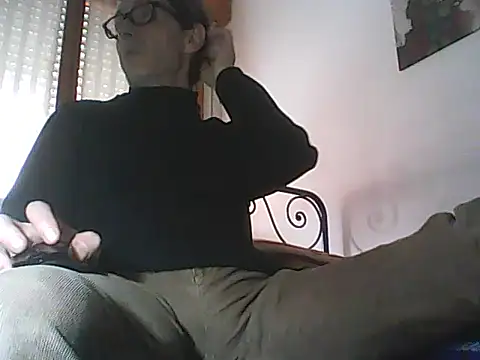 Snapshot of Moro_ra chatting on 15, 3, 2026 Moro ra online show from 15, 3, 2026