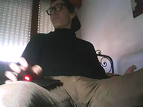 Snapshot of Moro_ra chatting on 17, 3, 2026 Moro ra online show from 17, 3, 2026