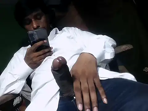 desiboy1101 online show from 28, 9, 2025