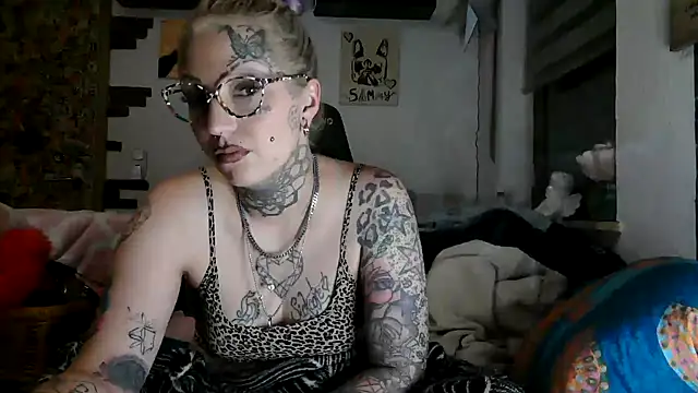 RoxxyInk online show from 1, 6, 2026