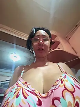 sweetieme online show from 17, 3, 2025