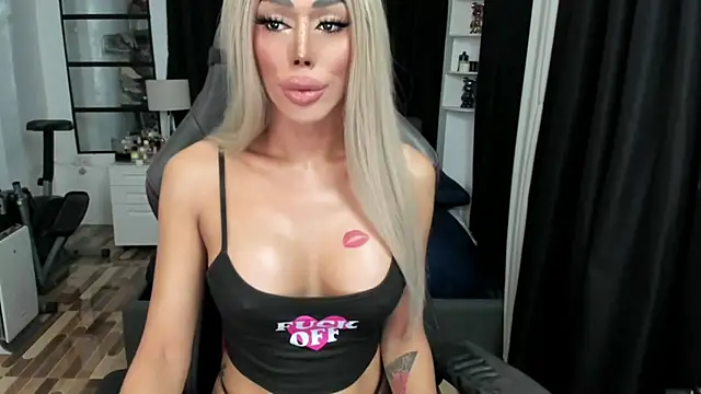 Forever MissCandace online show from 27, 11, 2025