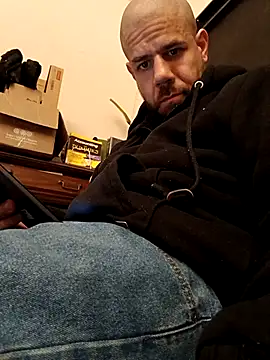 Snapshot of loozamangos chatting on 5, 4, 2026 loozamangos online show from 5, 4, 2026