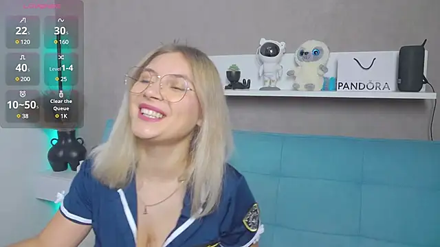 Snapshot of DakotaMae chatting on 12, 2, 2025 DakotaMae online show from 12, 2, 2025