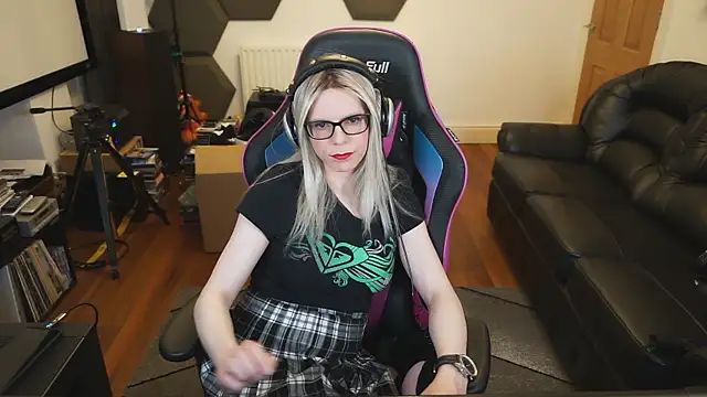 KelseyCobalt online show from 5, 2, 2025