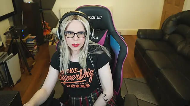 KelseyCobalt online show from 25, 2, 2025