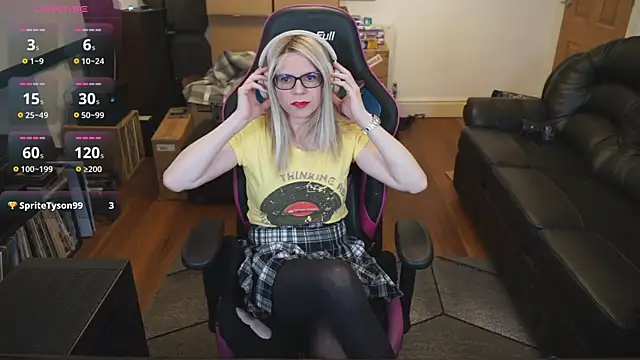 KelseyCobalt online show from 15, 12, 2025