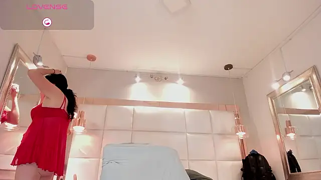 LADY HELLEN online show from 5, 2, 2026