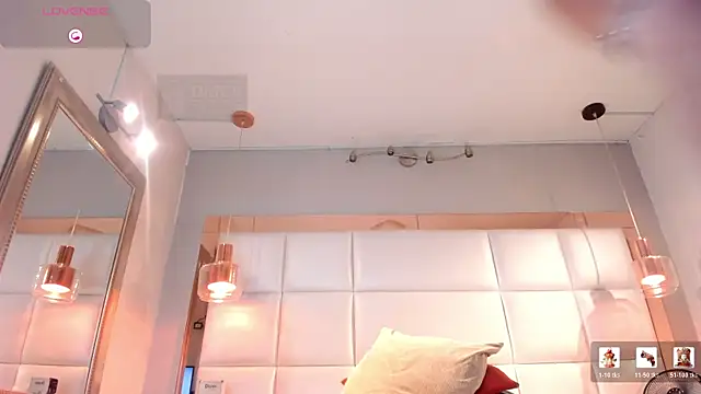 Snapshot of LADY_HELLEN chatting on 5, 6, 2026 LADY HELLEN online show from 5, 6, 2026
