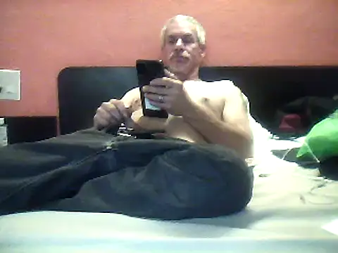 Snapshot of Biknight chatting on 24, 12, 2024 Biknight online show from 24, 12, 2024