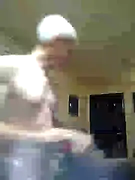 Snapshot of Biknight chatting on 2, 2, 2025 Biknight online show from 2, 2, 2025