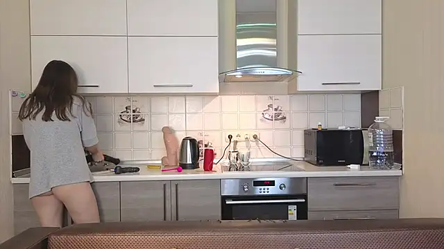 Naughty Alice online show from 11, 11, 2025