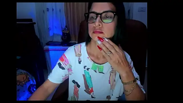 BrianaGarner online show from 13, 10, 2025