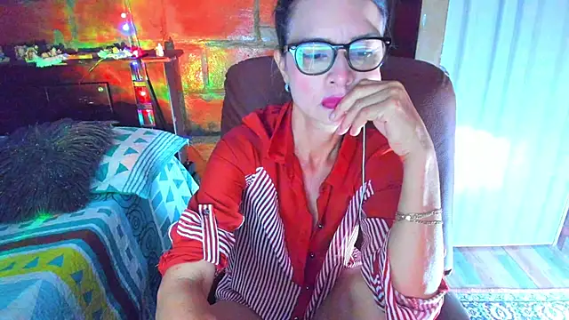 BrianaGarner online show from 13, 3, 2026