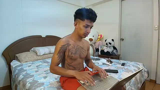  dannyaldana  online show from 14, 1, 2025