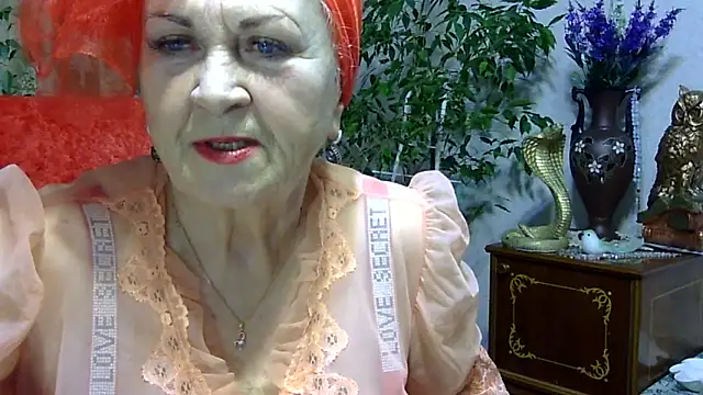 Emma52610 online show from 8, 3, 2025