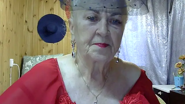 Emma52610 online show from 18, 10, 2025