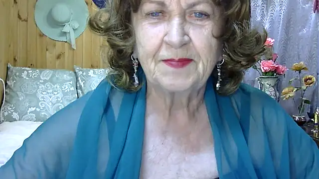 Snapshot of Emma52610 chatting on 3, 6, 2026 Emma52610 online show from 3, 6, 2026