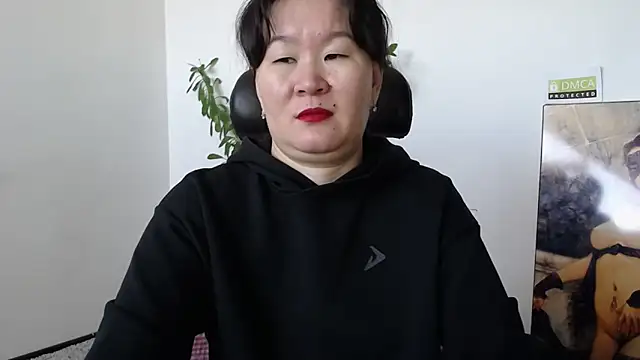 Akira xx online show from 18, 10, 2025