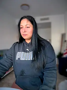 DannaaMeliza online show from 29, 11, 2025