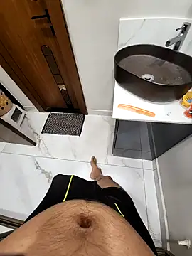 Snapshot of Crazyguy003 chatting on 8, 3, 2025 Crazyguy003 online show from 8, 3, 2025