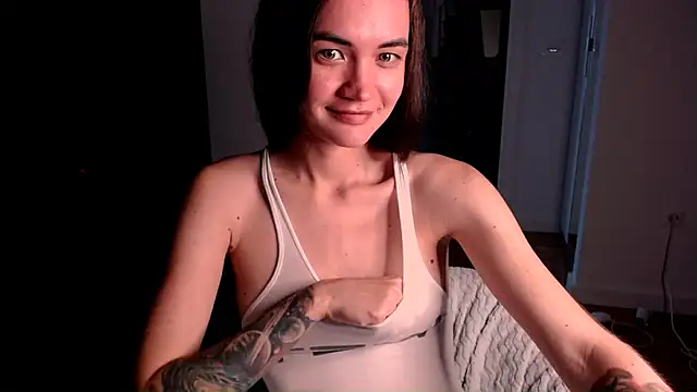 EvelynGG online show from 16, 9, 2025