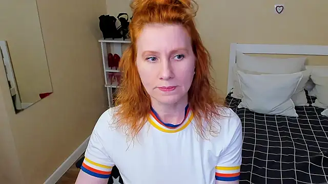 FoxySophia online show from 1, 12, 2025