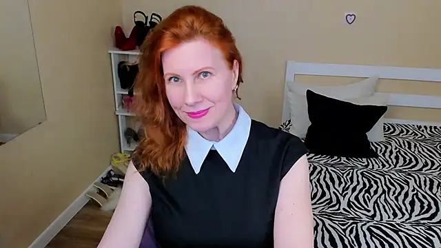 FoxySophia online show from 4, 5, 2026
