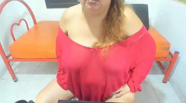 Snapshot of beckyummys chatting on 19, 2, 2025 beckyummys online show from 19, 2, 2025