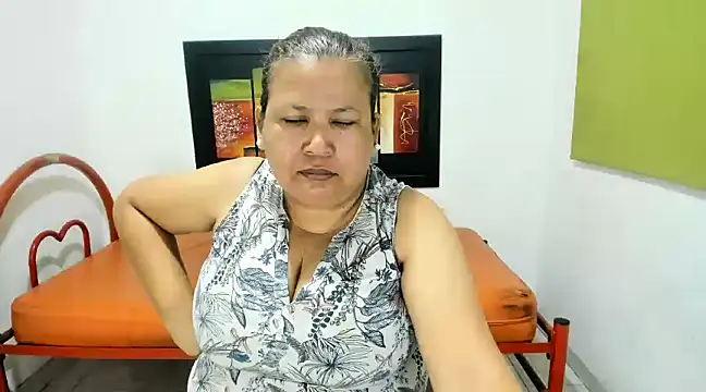 Snapshot of beckyummys chatting on 20, 2, 2025 beckyummys online show from 20, 2, 2025