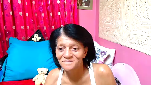 SLUTTYROXY online show from 1, 2, 2025