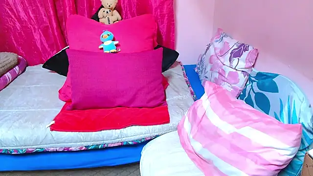 SLUTTYROXY online show from 12, 1, 2026