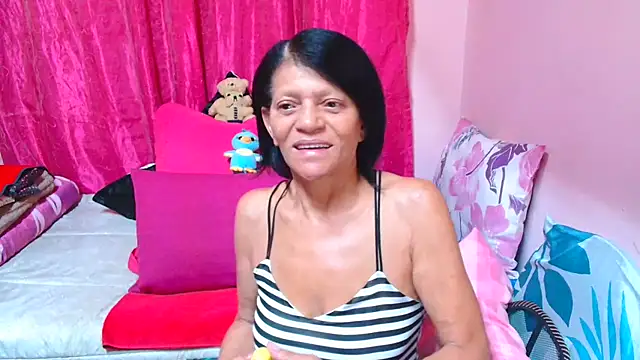 SLUTTYROXY online show from 13, 1, 2026