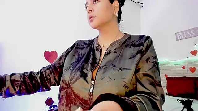 Snapshot of lilahSweet chatting on 15, 2, 2025 lilahSweet online show from 15, 2, 2025