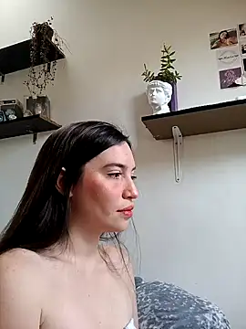 loveuu-bae online show from 20, 12, 2024