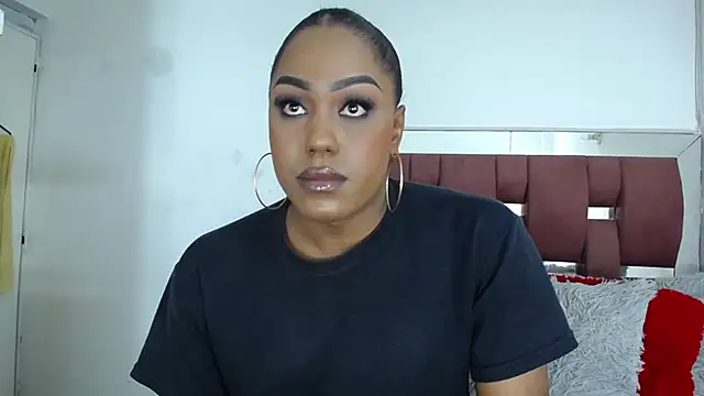 LoraineBigCockTs online show from 21, 11, 2025