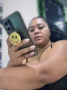 yanza2002 online show from 5, 12, 2024