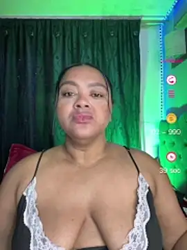 yanza2002 online show from 7, 7, 2026