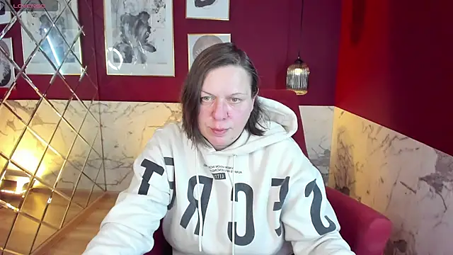 KellyPerfection online show from 21, 2, 2025
