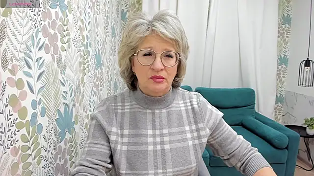 Snapshot of EvelynJoyful chatting on 13, 12, 2024 EvelynJoyful online show from 13, 12, 2024