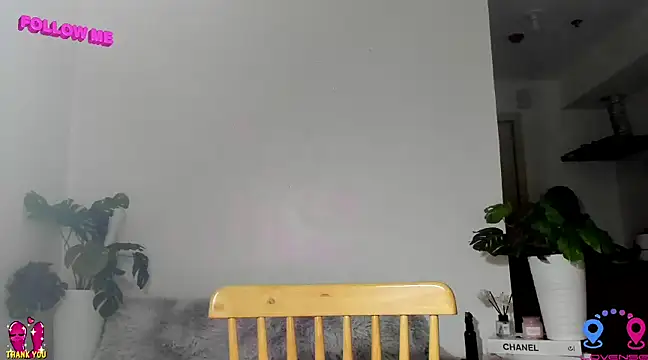 hottycrishina online show from 13, 2, 2025